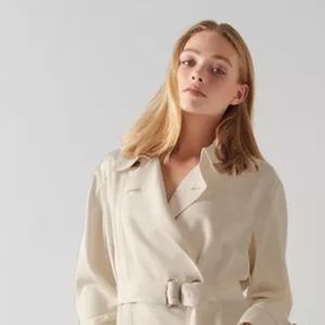 Valentino Miss V vintage Trench Coat 🧥